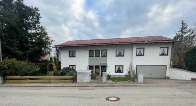 Es erwartet Sie ein paradiesisches Einfamilienhaus mit Einliegerwohnung für die ganze Familie.