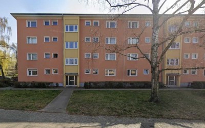 Ruhige und gemütliche 2-Zimmer-Hochparterre-Wohnung mit eigenem Garten und Balkon