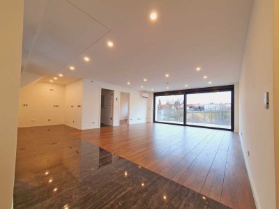 Luxuriöse 3 Zimmer Neubauwohnung mit hochexklusiver Ausstattung