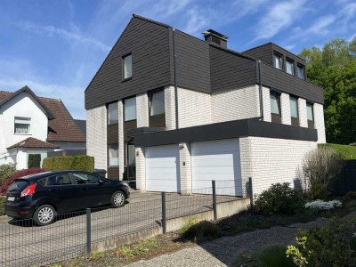 3-Zimmer-Dachgeschosswohnung mit Loggia+Balkon+Garage