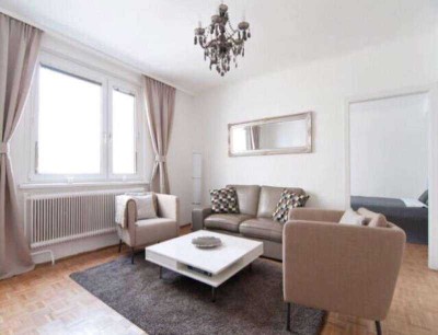 Schöne und vollständig renovierte 2-Raum-Wohnung mit Einbauküche in Vreden