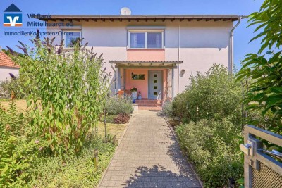 Gepflegtes Zweifamilienhaus in toller Lage von Bobenheim am Berg!