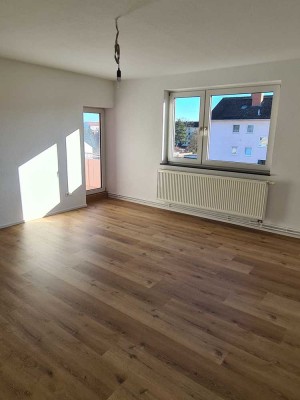 Erstbezug nach Modernisierung in heller 4-Zimmer-Wohnung in Mainz-Gonsenheim