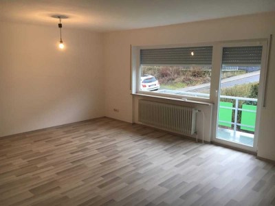 Schöne helle 3-Zimmer-Wohnung mit EBK