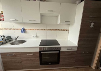 Sanierte 3-Raum-Wohnung mit tollem Ausblick vom Balkon