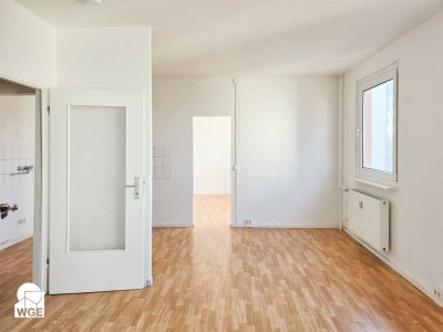 Helle 2-Raum-Wohnung über den Dächern der Stadt – citynah & sofort bezugsfertig