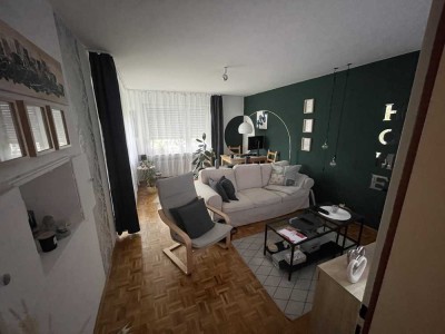 Helle 2-Zimmer-Wohnung mit Loggia im 3. Stock, ab 01.08.2025 frei