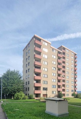 Stilvolle 1,5-Raum Penthouse Wohnung mit Klimaanlage, 35 qm mit Balkon in Weinstadt-Grossheppach