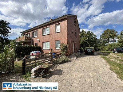 Zweifamilienhaus in nahezu Alleinlage (vermietet)