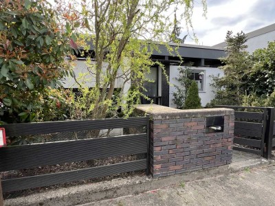 Bungalow mit Melibokusblick - großzügige 142 qm Wohnfläche im Erdgeschoss  in Bickenbach