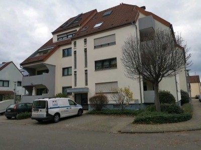 1000 €  - 79 m² - 3.0 Zi. - Keller -