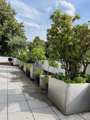 Großzügiges Penthouse mit fantastischer Dachterrasse in Toplage Herzogpark