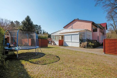 Helle Wohnung im Grünen und ruhiger Lage