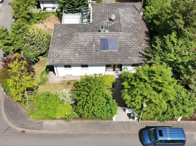 Gepflegtes Einfamilienhaus mit Einliegerwohnung - Top-Lage in Kitzingen