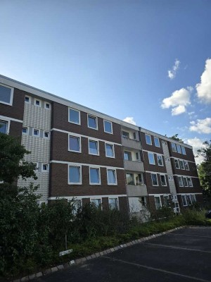 Ruhig gelegene 2,5-Zimmer-Wohnung ca. 65,90 m² mit Loggia und Einbauküche
