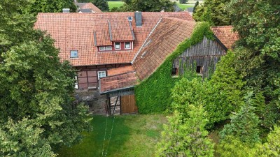 Charmantes Fachwerkhaus mit viel Platz, schönem Garten und großem Carport - 2 Wohneinheiten