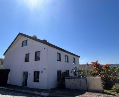 4-Familienhaus Weinstadt-Großheppach (Wohnungen im EG und 1. OG mit jeweils ca. 120 m² Wfl. frei)