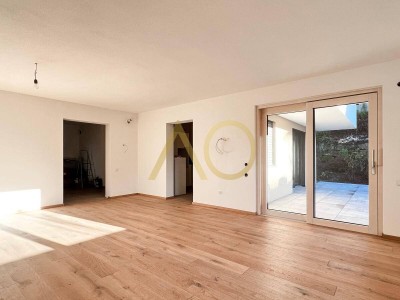 Ein nagelneuer Bungalow sonnig und ruhig mit Garten im Zentrum von Kirchbichl