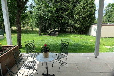 Wunderschöne 3,5-Zi-Wohnung A+, Garten, Terrasse, Carport, PV-Anlage Erstbezug