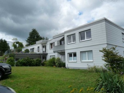 Exklusive, modernisierte 3-Raum-Wohnung mit gehobener Innenausstattung mit EBK in Bergisch Gladbach