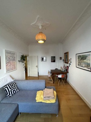 3-Zimmer-Altbauwohnung mit Balkon und Einbauküche - Top-Lage Nordend-Ost