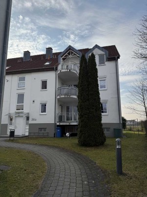 Freundliche und gepflegte 3,5-Raum-DG-Wohnung mit gehobener Innenausstattung mit EBK in Walldürn