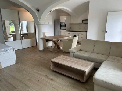 Renovierter Altbau mit Charme (Gewölbe)