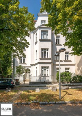 Exklusive 3 Zimmer Altbauwohnung mit separater Küche beim Schlosspark Schönbrunn inkl. Grünblick