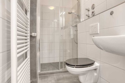 3,7% Abschreibung! 3-ZKB mit Balkon, modernem Bad, erneuerte Elektroinstallation, neue Kü!