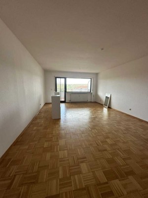 2 1/2-Zimmer-Wohnung im 4. OG eines Mehrfamilienhauses in Lauffen