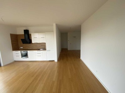 Zweitbezug nach Sanierung_Balkon_Aufzug_EBK