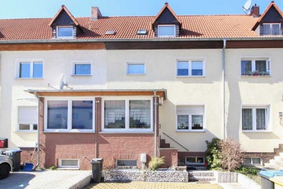 Viel Platz: Gepflegtes Reihenmittelhaus samt Garten, Garage und Freistellplatz in Bautzen