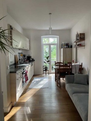 Vollmöblierte 2-Zimmer-Altbauwohnung in Köln-Lindenthal (Befristete Untermiete 15.11.25-31.01.26))
