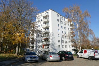 Schöne 4-Zimmer-Wohnung mit BALKON in Friedrichsdorf-Seulberg | 5. OG | 5.8