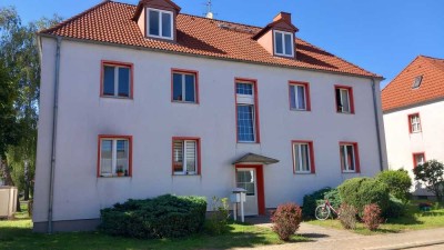 Schöne 3-Raum-Wohnung in ruhiger Lage (Anfragen bitte nur per E-Mail)