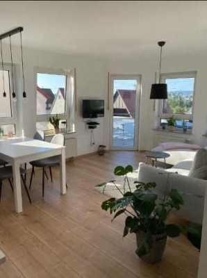 Helle 2-Zimmer-Wohnung mit Balkon – Zentrumsnah