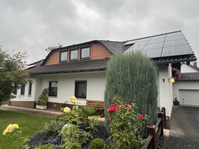 In netter Nachbarschaft! Großzügige, schöne und helle 3 Zimmer-Wohnung mit gleich 2 Balkonen, Ewi...