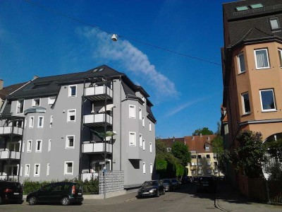 Schöne 4-Zimmer Wohnung in Augsburg, Pfersee, mit Balkon