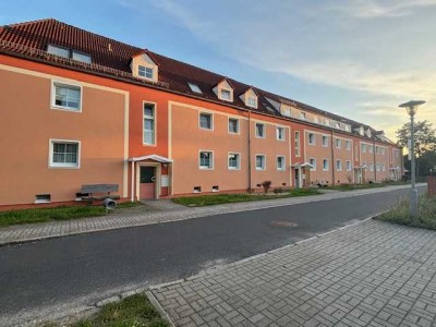 Große Zwei-Raum-Wohnung im Stadtkern