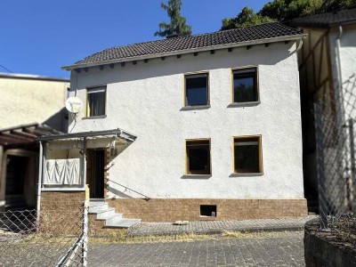 Einfamilienhaus sucht Handwerker oder Selbermacher!