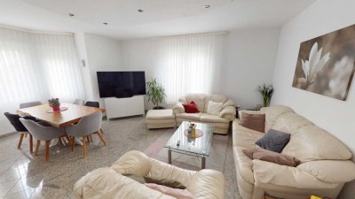 Großzügige 3-Zimmer-Wohnung mit Südbalkon – stilvoll wohnen im Altbauflair in Weilheim/Teck