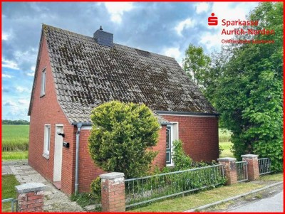 Reserviert - Einfamilienhaus in ruhiger Wohnlage mit Blick über Wiesen und Felder in der Krummhörn