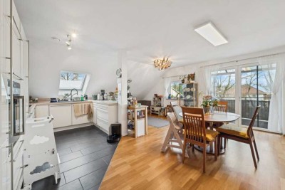 Moderne 4-Zi.-DG-Whg. mit barrierefreiem Zugang, Balkon und hochwertiger Ausstattung