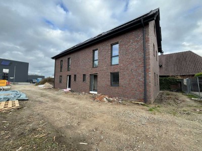Neubau, DHH mit Garten in Grenznähe