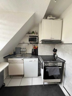 Neuwertige Wohnung mit zweieinhalb Zimmern in Duisburg