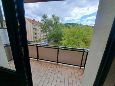 Renovierte Familienwohnung mit Balkon!