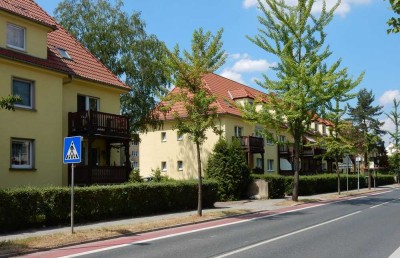 Schick sanierte 2-Zimmer-Wohnung mit Balkon und Dusche