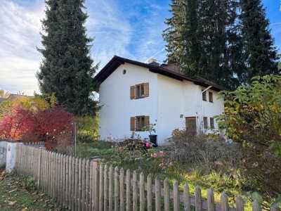 Einfamilienhaus in ruhiger Lage mit großem Garten in Siegsdorf