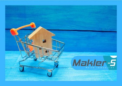 Zweifamilienhaus mit Garage. Gestaltungsspielraum für Handwerker und Anleger