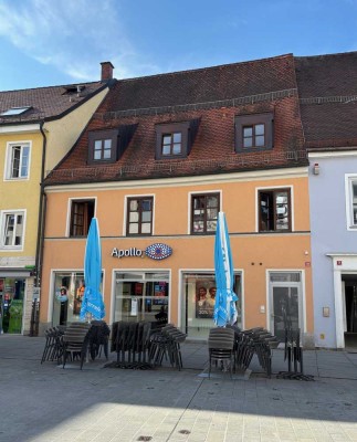 Außergewöhnliche 3-Zimmer-Wohnung in der Freisinger Fußgängerzone; Bewerbungen bitte nur schriftlich